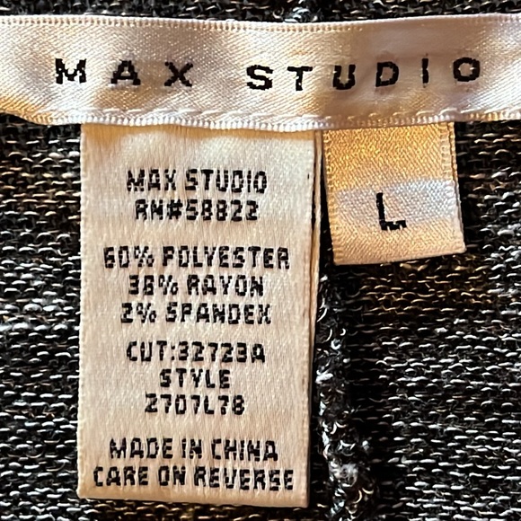 Max studio light weight cowl neck. Xl - Picture 6 of 9